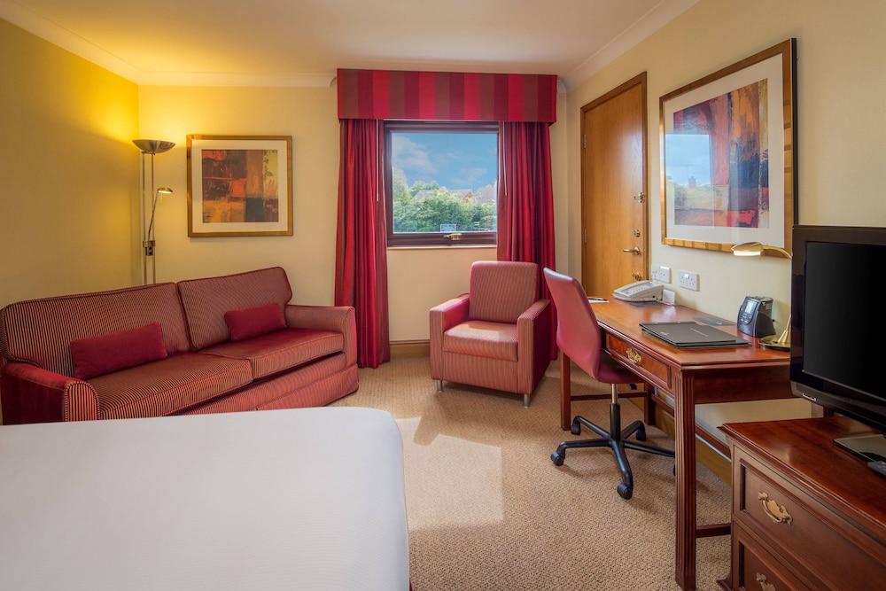 Delta Hotels By Marriott Warwick Exterior foto